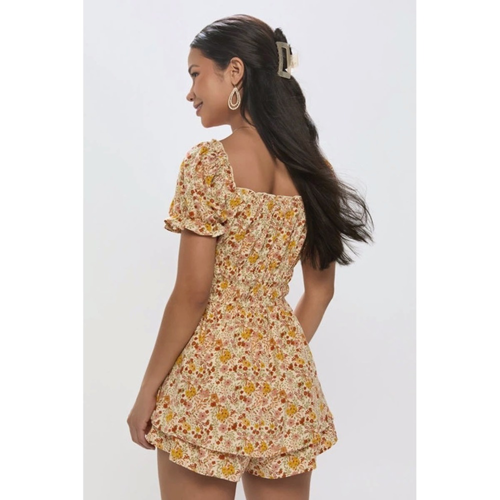 Trixxi Floral Smocked Waist Romper Yellow Pink Red Jrs Size Small XS - Picture 2 of 9